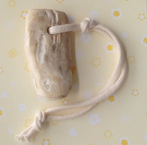 שורש סיגלית - נשכן טבעי להקלה בכאבי בקיעת שיניים